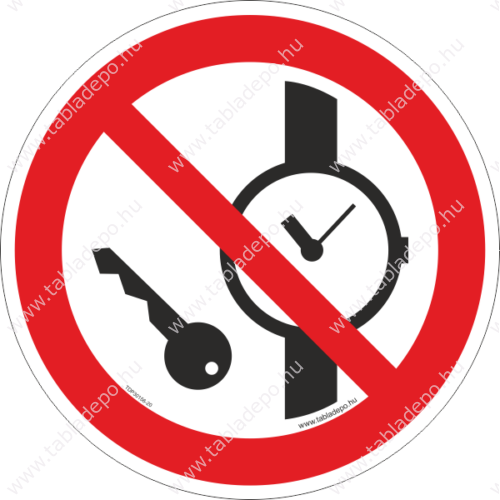 óra viselése, fém tárgyak használata tilos